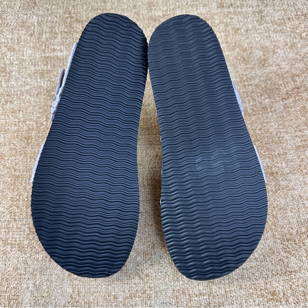 Mountain Sole NWOT Lavender Leather Slip-On/Sandals Size 9 - Picture 13 of 13